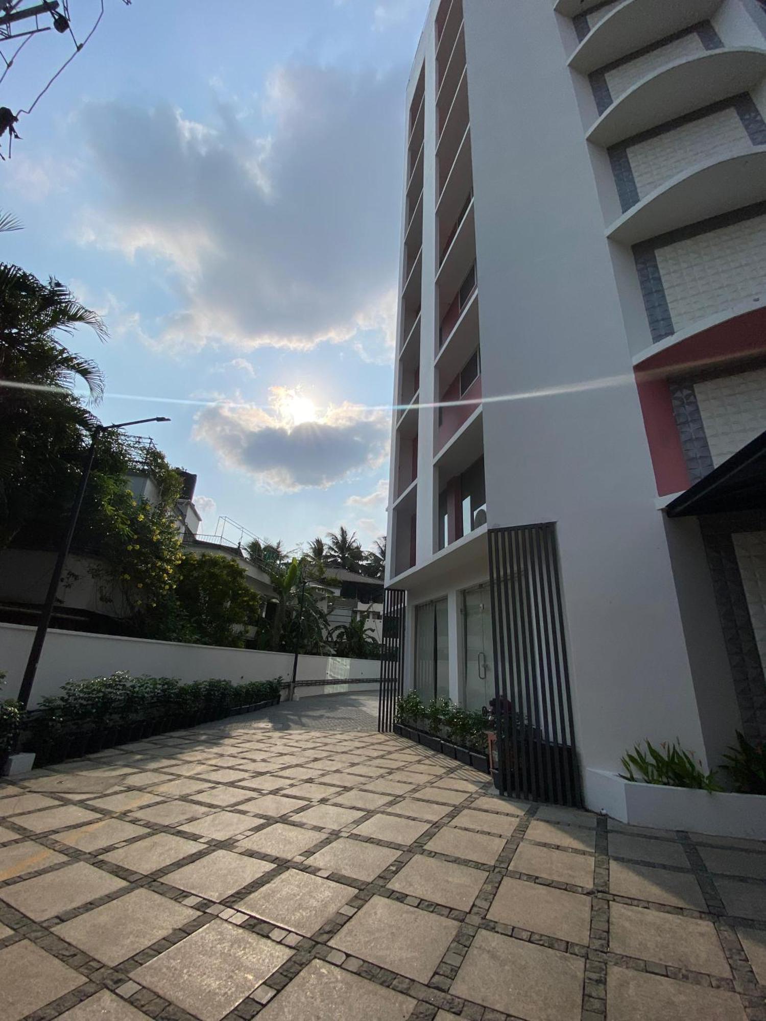 The Habitat Suites Guruvāyūr Exterior foto