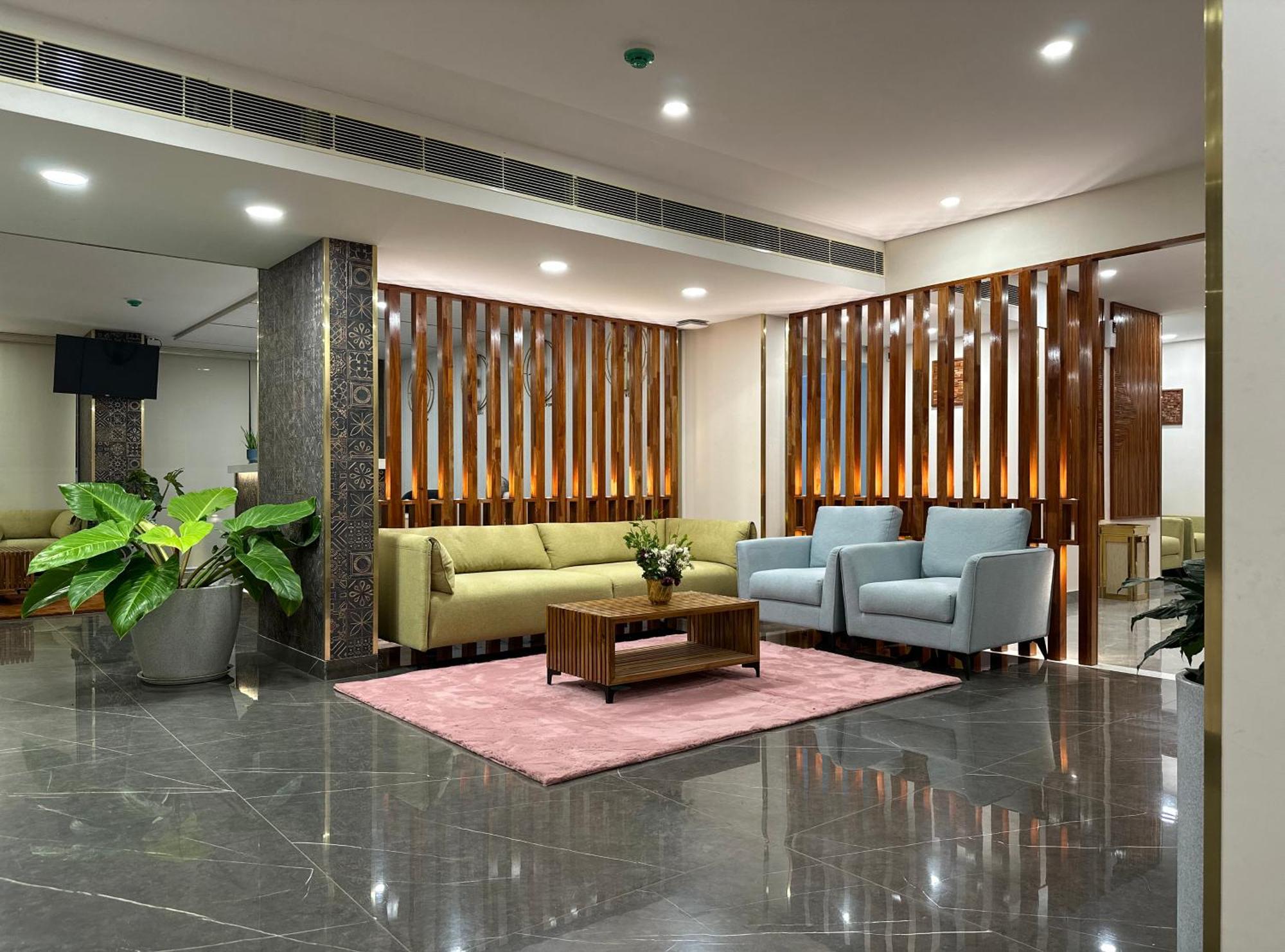 The Habitat Suites Guruvāyūr Exterior foto